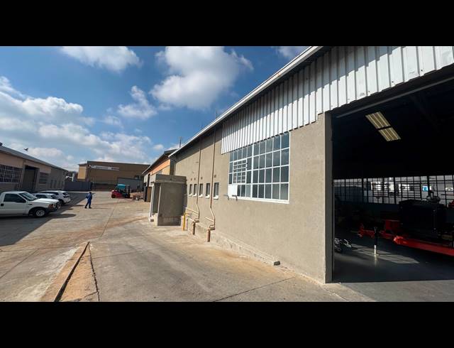 449M² WAREHOUSE TO LET IN WYNBERG